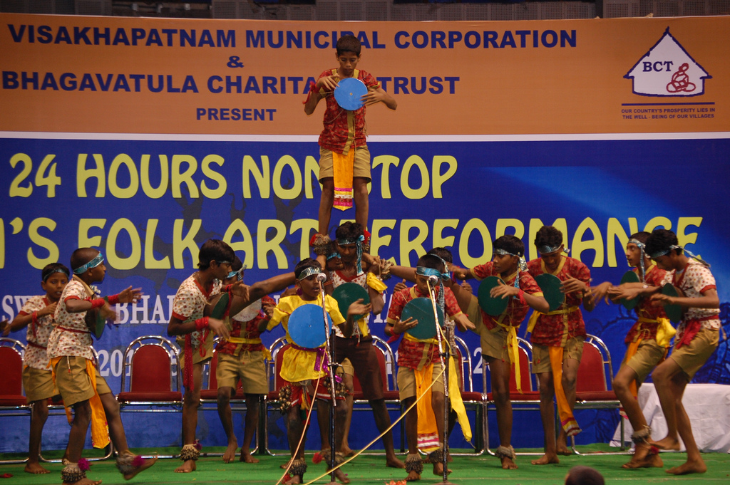 Folklore dance 1
